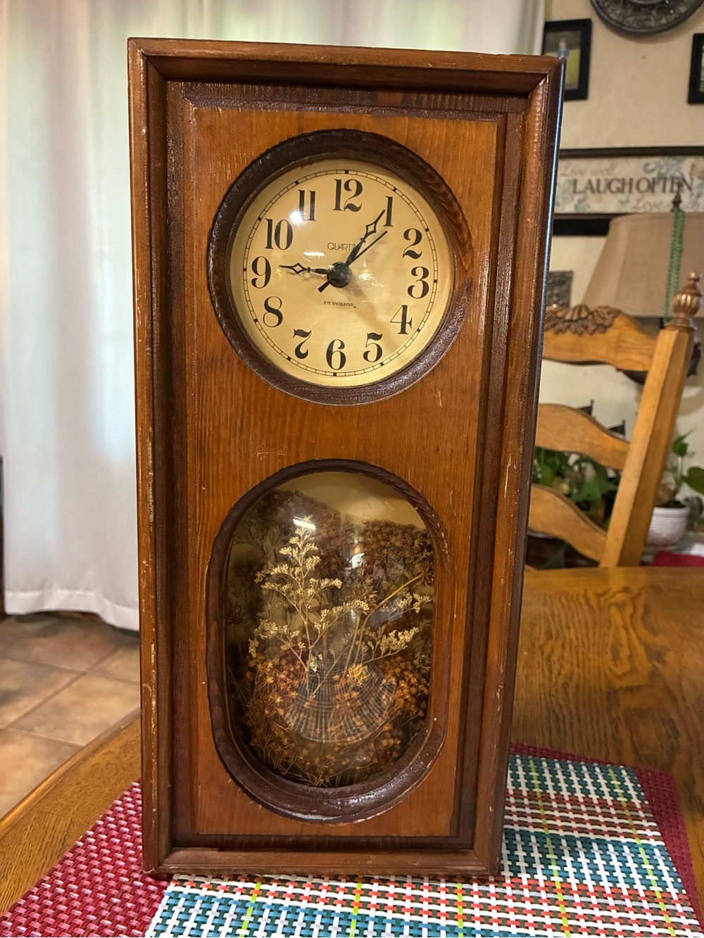 Rustic Brown Wooden Wall Clock with Dried Floral Display Vintage!!WORKS!!!